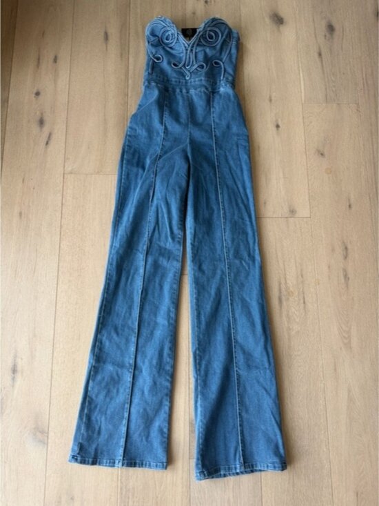 Fashion Nova Feeling Twirly Denim Jumpsuit Medium Wash Small Strapless Wide Leg - Picture 4 of 9